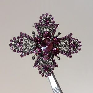 Off Park Collection Crystal Brooch